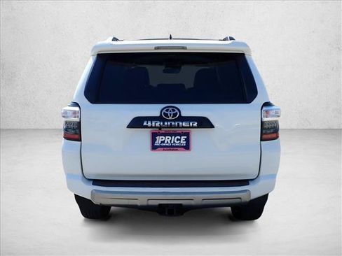 Used 2021 Toyota 4Runner TRD Off-Road Premium AWD/4WD image 3