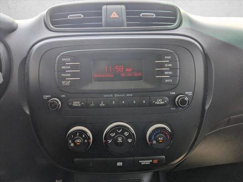 Used 2015 Kia Soul + FWD image 13