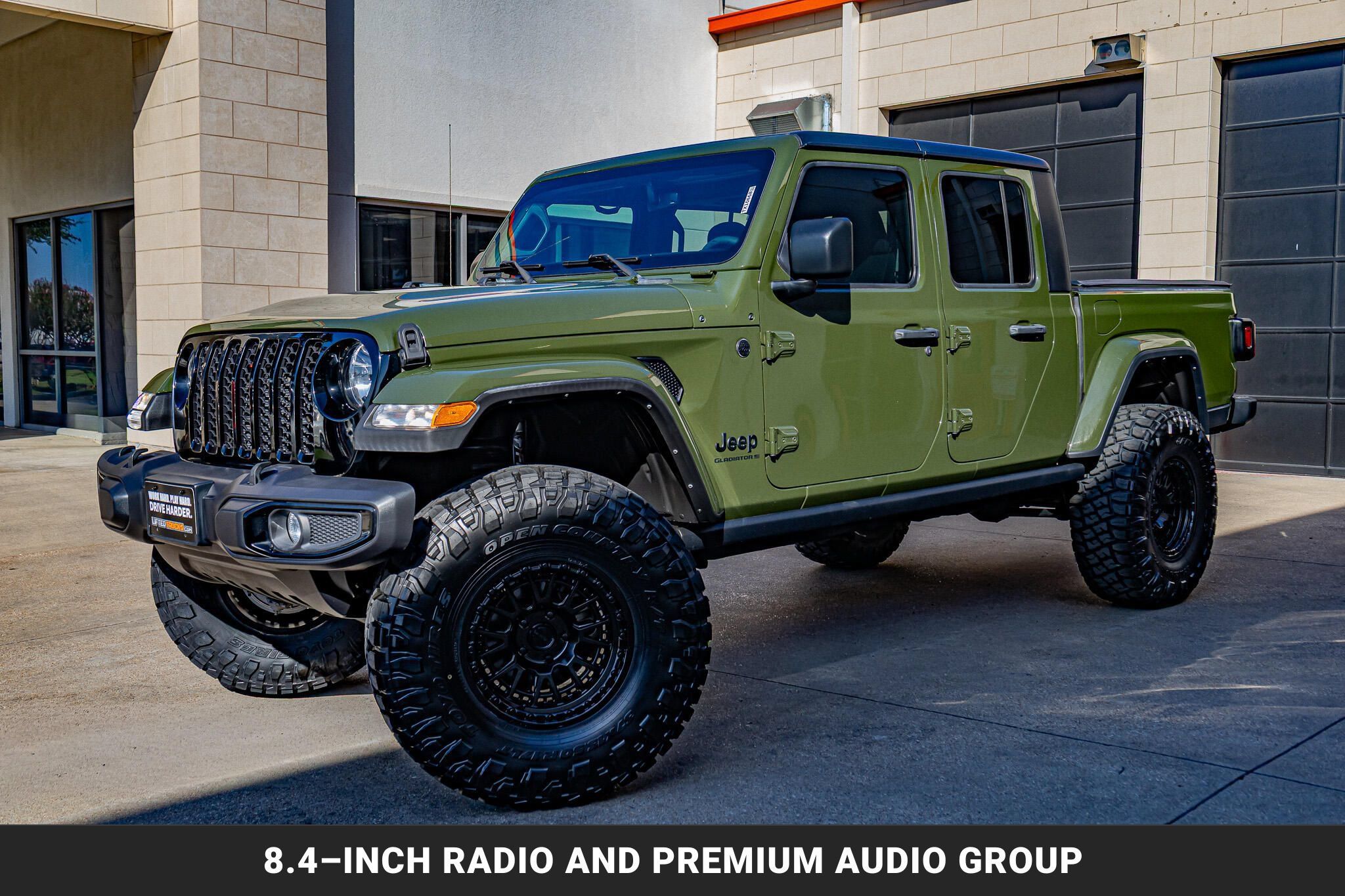 Used 2023 Jeep Gladiator Sport AWD/4WD image 5