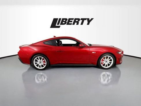 Used 2024 Ford Mustang GT Premium image 8