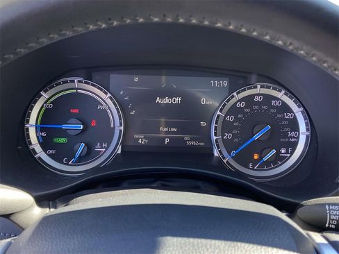 Used 2022 Toyota Highlander XLE image 34