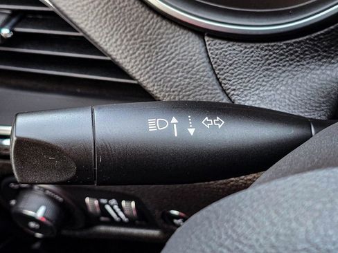 Used 2023 Jeep Cherokee Altitude Lux image 24