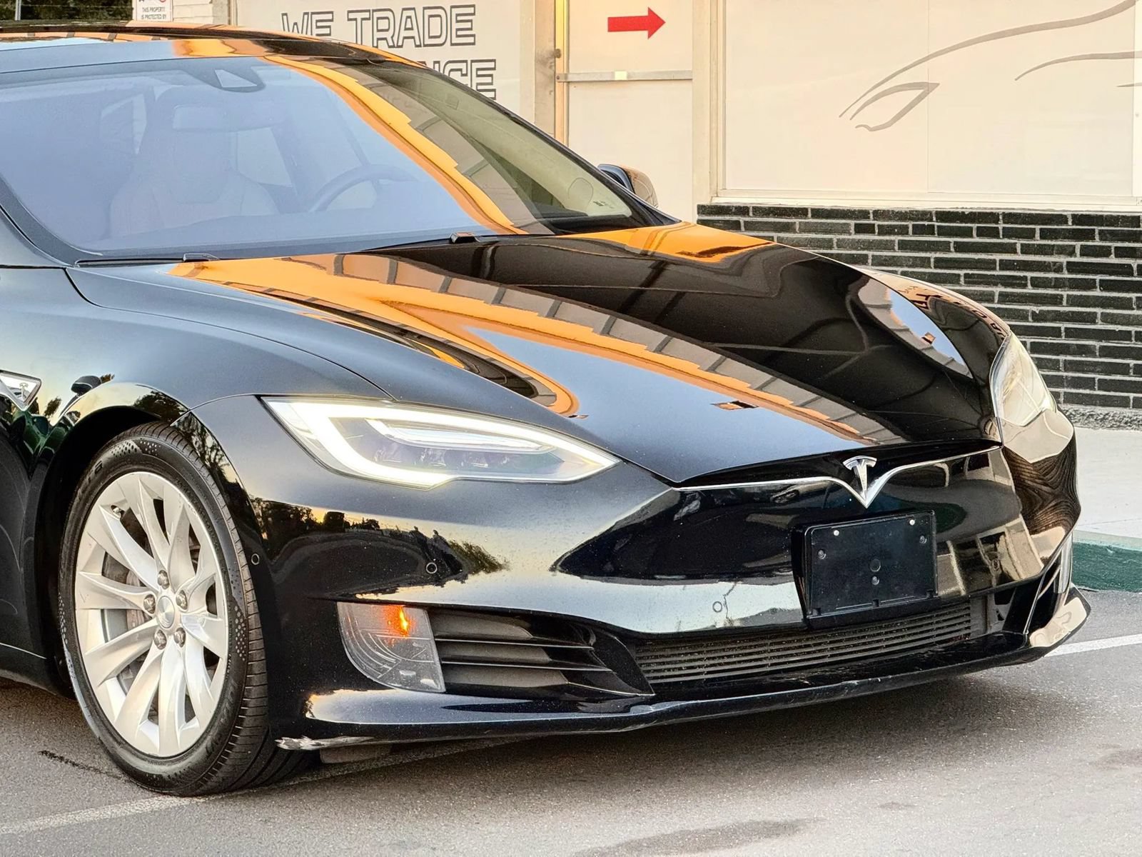 Used 2016 Tesla Model S 85D AWD/4WD image 8