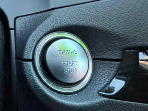 Used 2017 Mercedes-Benz E 400 4MATIC Coupe image 22