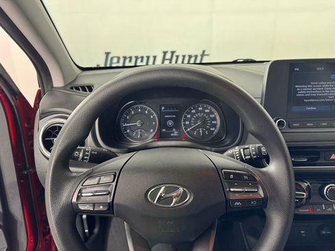 Used 2023 Hyundai Kona SEL image 20