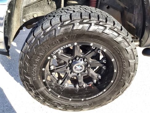 Used 2018 RAM 2500 Tradesman w/ Chrome Appearance Group image 34