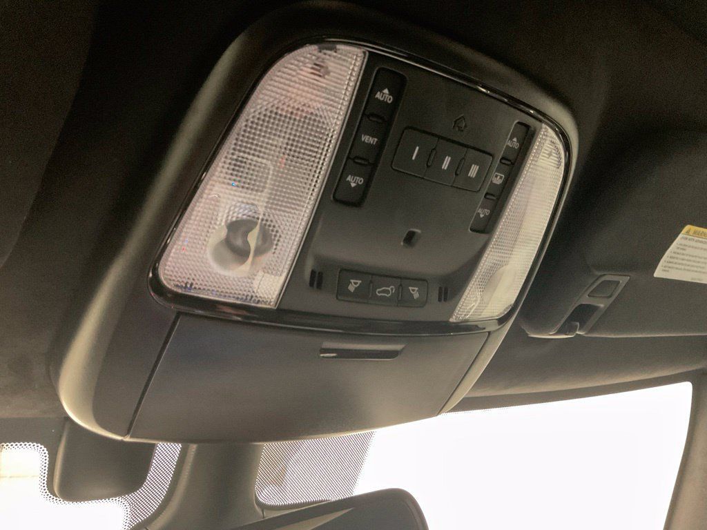 Used 2021 Jeep Grand Cherokee Trackhawk AWD/4WD image 20