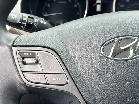 Used 2017 Hyundai Santa Fe Sport w/ 2.0T Ultimate Tech Package 05 FWD image 16