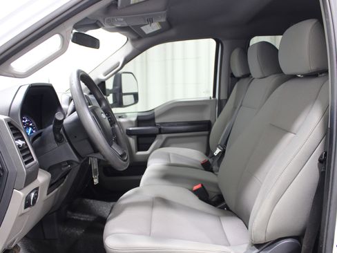 Used 2022 Ford F450 XL w/ STX Appearance Package image 3