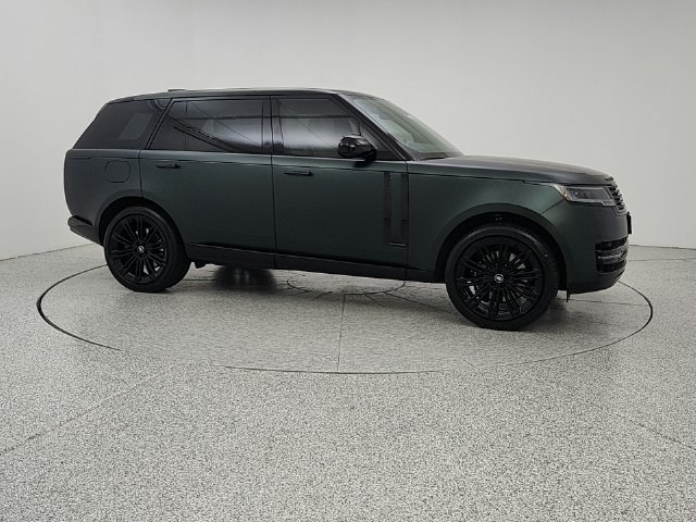 Used 2025 Land Rover Range Rover Long Wheelbase Autobiography AWD/4WD image 3