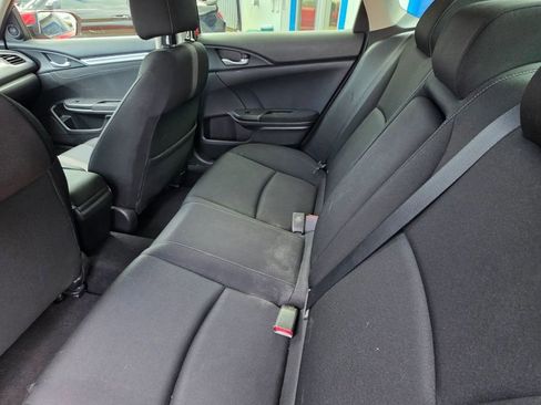 Used 2018 Honda Civic EX-T image 9