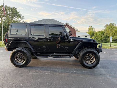 Used 2016 Jeep Wrangler Unlimited Sport w/ Trailer Tow Group AWD/4WD image 7