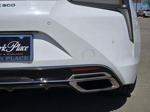 Used 2018 Lexus LC 500 Coupe image 17