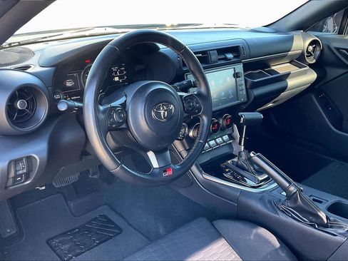 Certified 2023 Toyota GR86 image 18