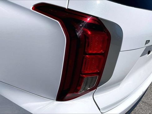 Used 2024 Hyundai Palisade SEL FWD image 28