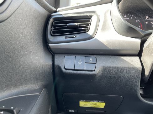 Used 2020 Kia Rio LX image 24