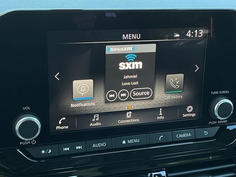 New 2025 Nissan Pathfinder SV image 28