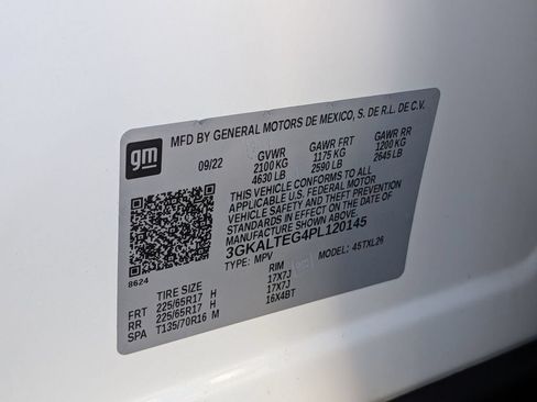 Used 2023 GMC Terrain SLE AWD/4WD image 39