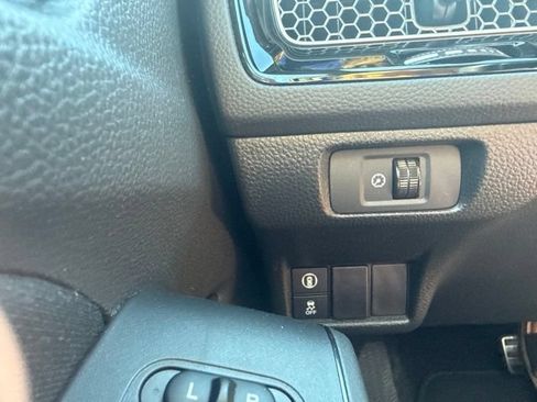 Used 2023 Honda Civic Sport image 19