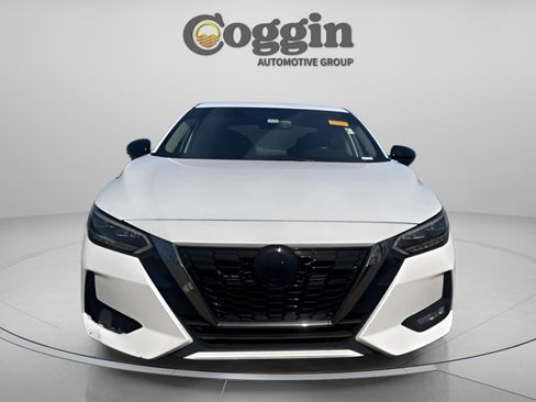 Used 2021 Nissan Sentra SR w/ SR Premium Package image 28