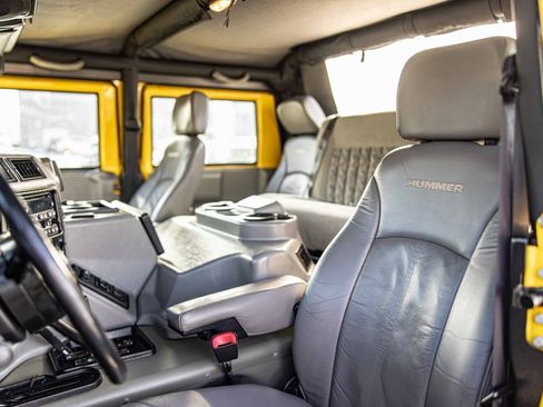 Used 2003 HUMMER H1 Open Top image 15