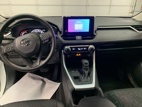 New 2025 Toyota RAV4 XLE w/ Convenience Package image 12