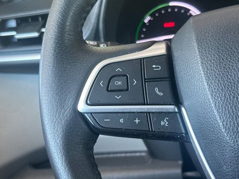 Used 2023 Toyota Sienna XLE FWD image 26