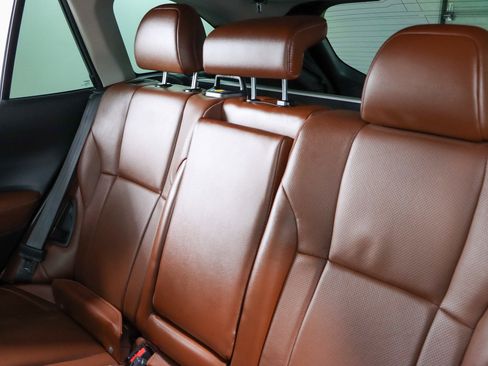 Used 2022 Subaru Outback Touring image 25