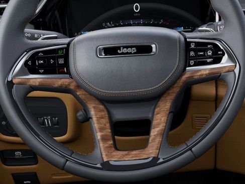 New 2025 Jeep Grand Cherokee Summit image 28