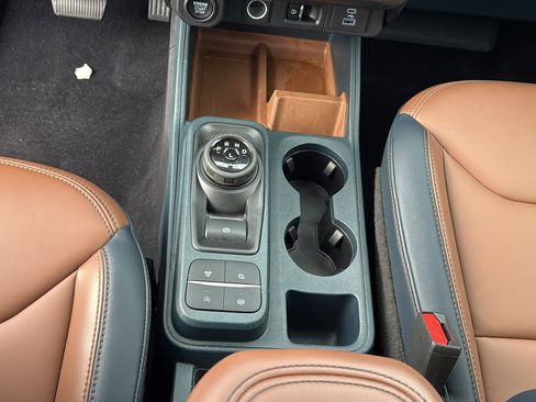 Used 2023 Ford Maverick Lariat w/ Equipment Group 500A Standard image 22