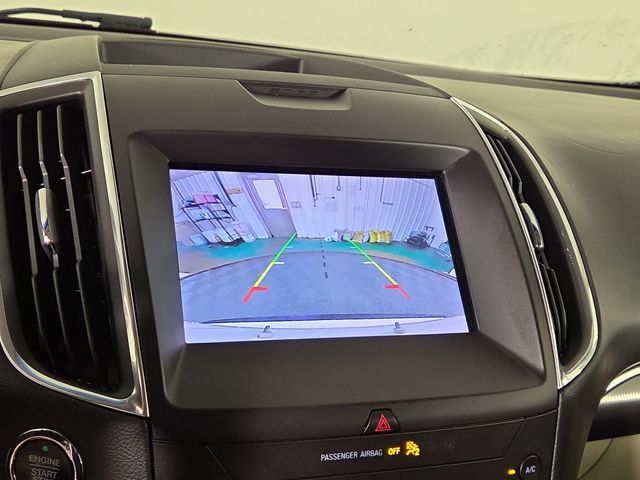 Used 2020 Ford Edge Titanium AWD/4WD image 18
