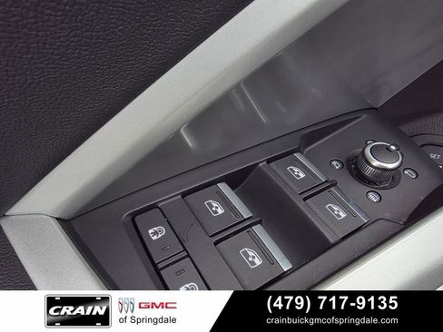 Used 2024 Audi Q3 2.0T Premium AWD/4WD image 12