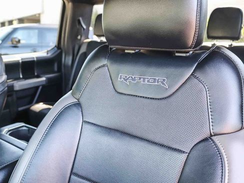 Used 2018 Ford F150 Raptor w/ Equipment Group 802A Luxury AWD/4WD image 26