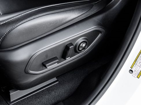 Used 2023 Jeep Grand Cherokee L Limited image 43