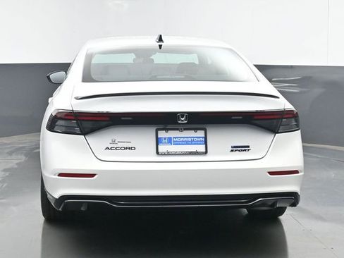 New 2026 Honda Accord Hybrid Sport-L image 9