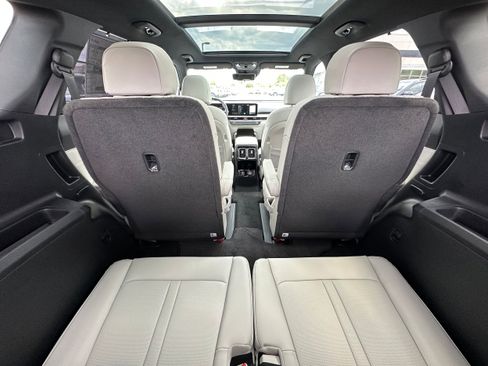 New 2026 Kia Sorento SX Prestige AWD/4WD image 13