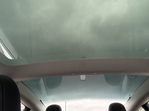 Used 2023 Tesla Model 3 Standard Range RWD image 10