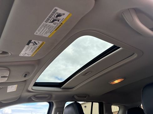 Used 2016 Jeep Compass High Altitude image 19