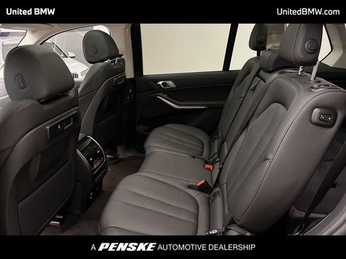 Certified 2022 BMW X7 xDrive40i w/ Premium Package image 18