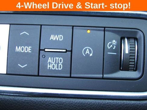 Used 2025 Buick Enclave Sport Touring AWD/4WD image 14
