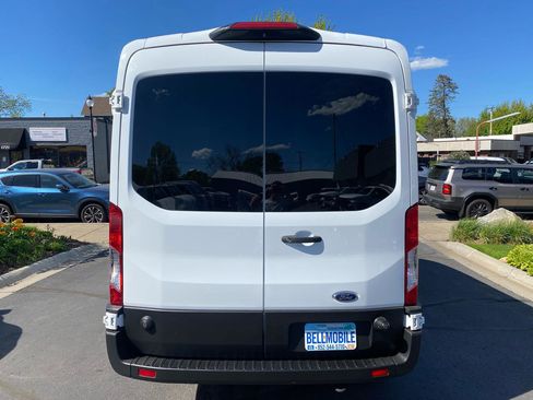 Used 2020 Ford Transit 250 Medium Roof RWD image 4