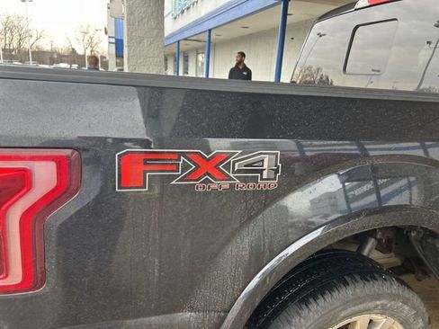 Used 2015 Ford F150 Lariat w/ Equipment Group 502A Luxury image 5