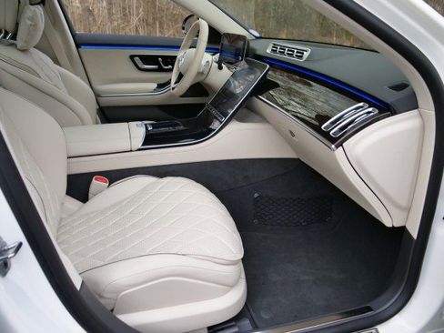 Used 2023 Mercedes-Benz S 580 4MATIC Sedan image 54