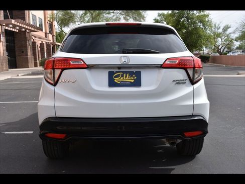 Used 2021 Honda HR-V Sport image 9