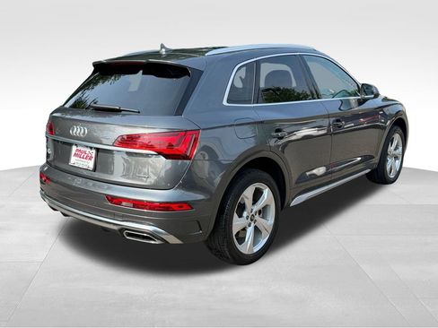 Used 2023 Audi Q5 2.0T Premium Plus w/ Premium Plus Package AWD/4WD image 9