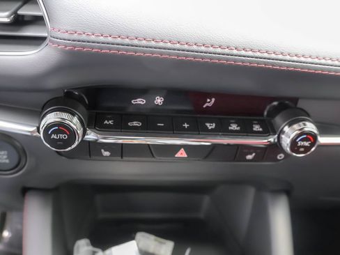 New 2026 MAZDA MAZDA3 Carbon AWD/4WD image 29