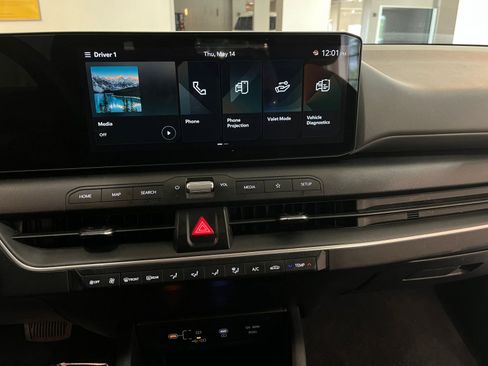 Used 2025 Kia K4 FWD image 17