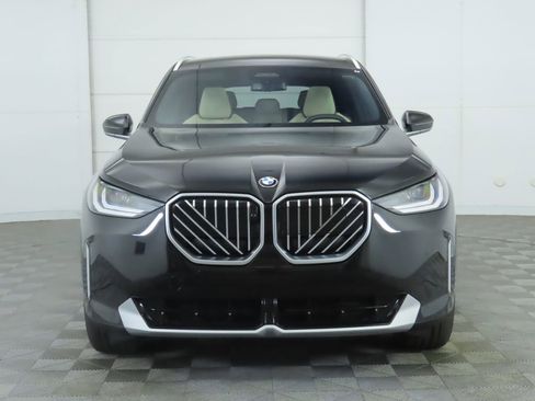 Certified 2025 BMW X3 xDrive30i w/ Premium Package image 2
