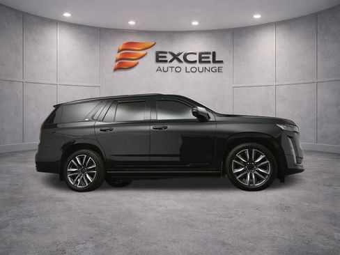 Used 2022 Cadillac Escalade Sport w/ Touring Package AWD/4WD image 52