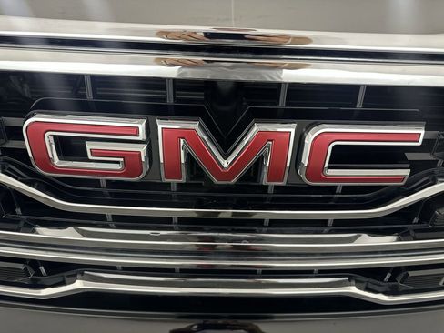 Used 2026 GMC Sierra 1500 SLT AWD/4WD image 30